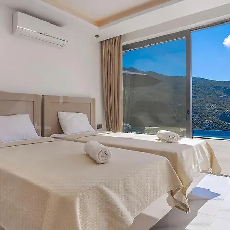 Dom wakacyjny Schoene Mit Pool, Blick Auf Und Tal Kalkan